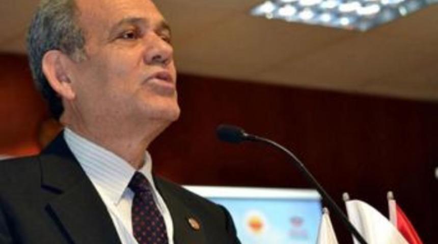 Basın Kartları Y&ouml;netmeliği Değişikliğine Tepki