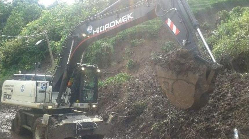 Trabzon B&uuml;y&uuml;kşehir Belediyesi&rsquo;nden Artvin&rsquo;e Yardım Eli