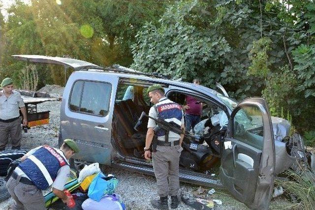 Muğla’da Trafik Kazası; 1 Ölü, 4’yaralı