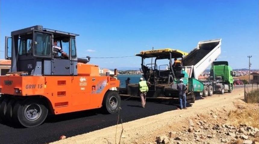 Asfaltlama &Ccedil;alışmaları Cunda Yeni Yolda Devam Ediyor