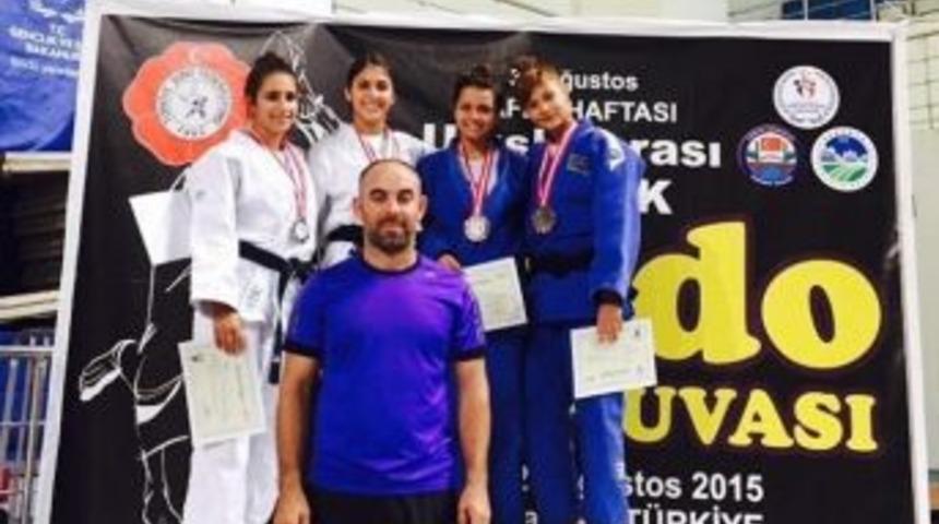 Judocular, Zirveyi Yine Bırakmadı