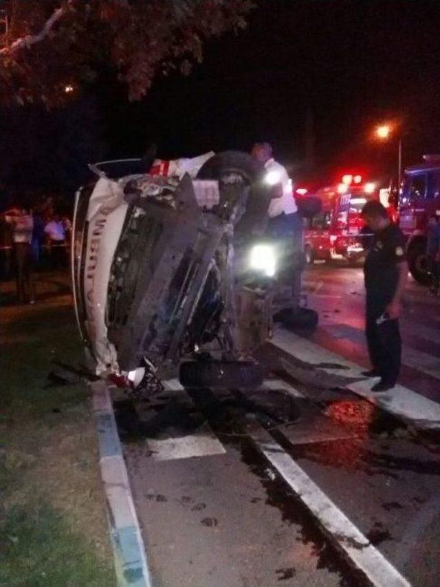 Adıyaman Ambulansı Kahramanmaraş’ta Kaza Yaptı: 1 Ölü, 5 Yaralı