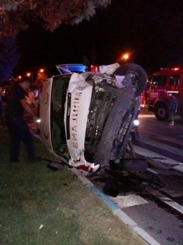 Adıyaman Ambulansı Kahramanmaraş’ta Kaza Yaptı: 1 Ölü, 5 Yaralı