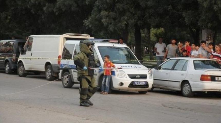 Trafo Kabini &Ouml;n&uuml;ne Bırakılan Ayakkabı Kutusu Polisi Alarma Ge&ccedil;irdi