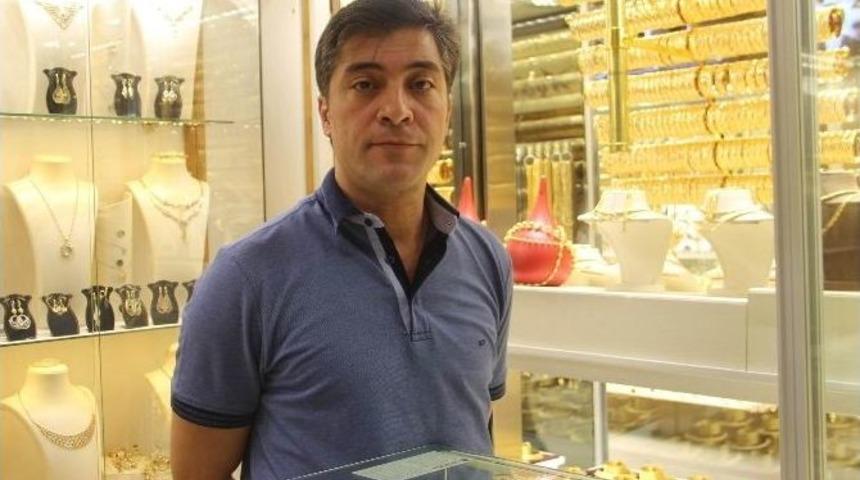 Yatırımcı Altından Ka&ccedil;ıyor