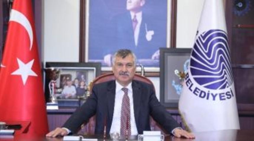 Seyhan&rsquo;dan Vatandaşa &lsquo;bayram S&uuml;rprizi&rsquo;