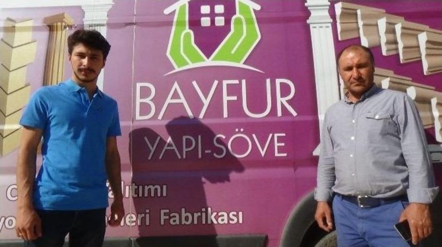 K&ouml;y&uuml;ne Kurduğu Fabrikayla 10 Kişiye İstihdam Sağlıyor