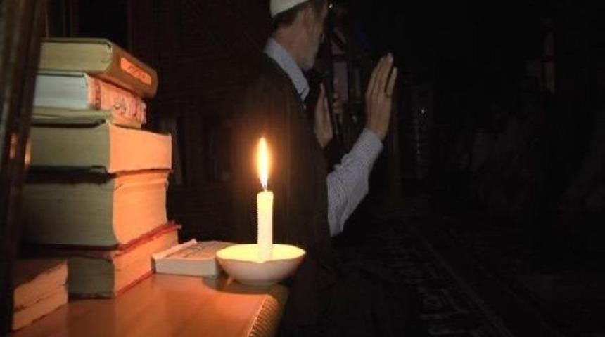 Protests Spark After Black Out In Ja&rsquo;Fari Mosque In Istanbul