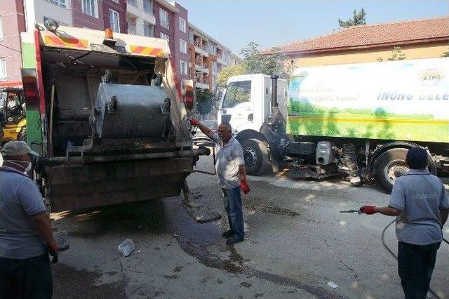 İnönü’ndeki Çöp Konteynerleri Dezenfekte Ediliyor