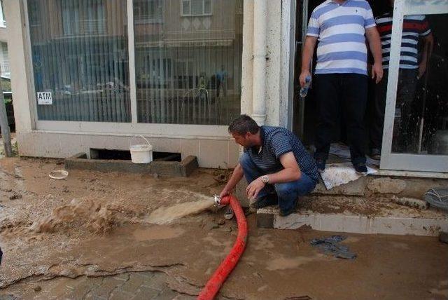 Afetin Yaraları Sarılmaya Başlandı 2