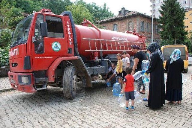 Afetin Yaraları Sarılmaya Başlandı 3