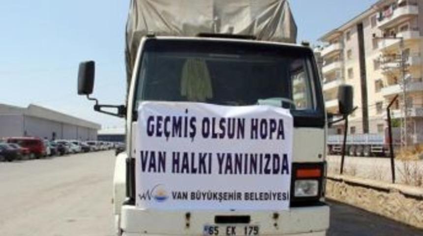 Van B&uuml;y&uuml;kşehir Belediyesi Hopa&rsquo;ya Yardım G&ouml;nderdi