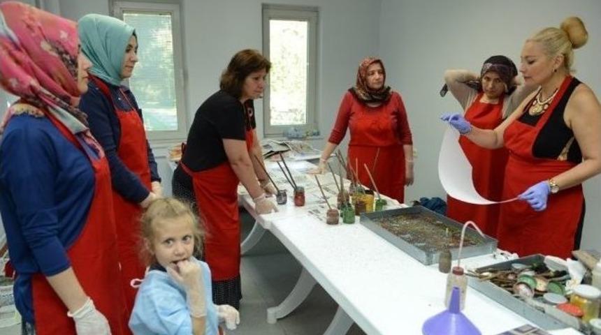 &Ccedil;alılı Kadınların &lsquo;ebru&rsquo; Heyecanı