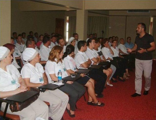 Manavgat’ta 100 Kişilik Otel Çalışanlarına “çocuk İstismarı” Semineri