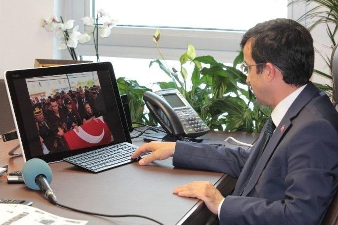 Chp&rsquo;li Mahmut Tanal&rsquo;a Fotoğraflı Cevap