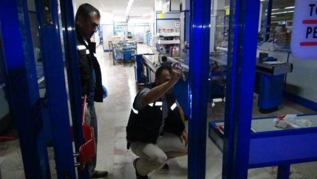 Market Soyguncusu Ge&ccedil;miş Olsun Ziyaretine Gitti, Ses Tonundan Yakalandı 3