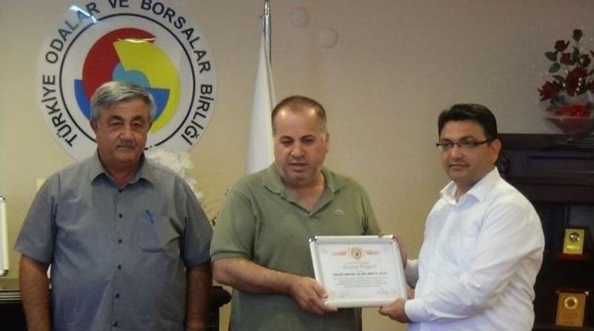 Ceyhan Ticaret Borsası, En Y&uuml;ksek Tescil &Uuml;creti &Ouml;deyen &Uuml;yelerini &Ouml;d&uuml;llendirdi