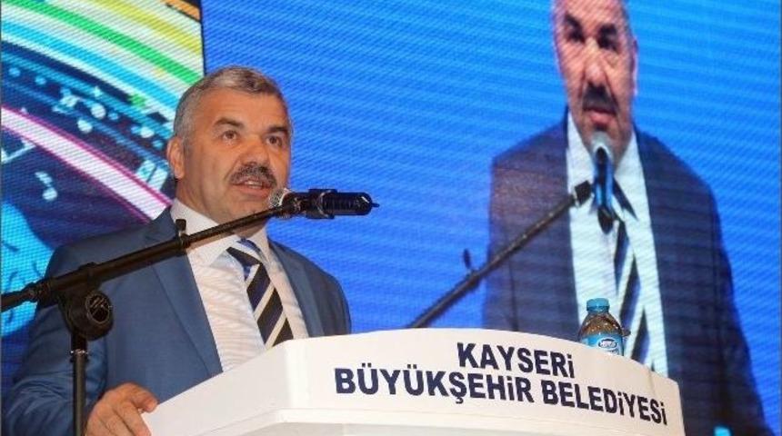 B&uuml;y&uuml;kşehir Belediyesi Konservatuarında Yaz Kursuna Katılan 750 &Ouml;ğrenci Sertifikalarını Aldı
