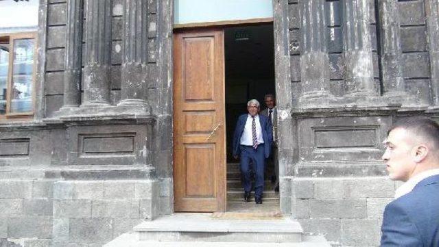 Kars&rsquo;Ta Belediye Halkı Kuvvetli Yağış Nedeniyle Uyardı 1