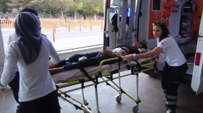 Şanlıurfa'da Suriyeli Gen&ccedil; Kavgada Bı&ccedil;aklandı