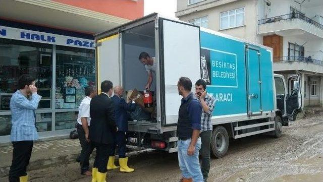 Beşiktaş Belediye Başkanı Murat Hazinedar Artvin’de Felaket Bölgesinde