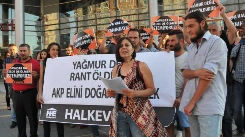 Eskişehir'de Halkevi &Uuml;yelerinden Hopa Eylemi