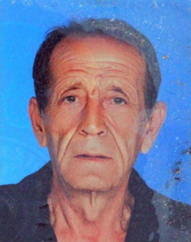 Evsiz Balık&ccedil;ı Kayığında &Ouml;l&uuml; Bulundu 2