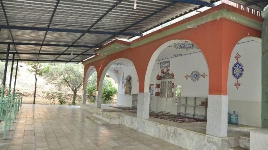 Nazilli&rsquo;de Bozyurt Camisi Bakıma Alındı