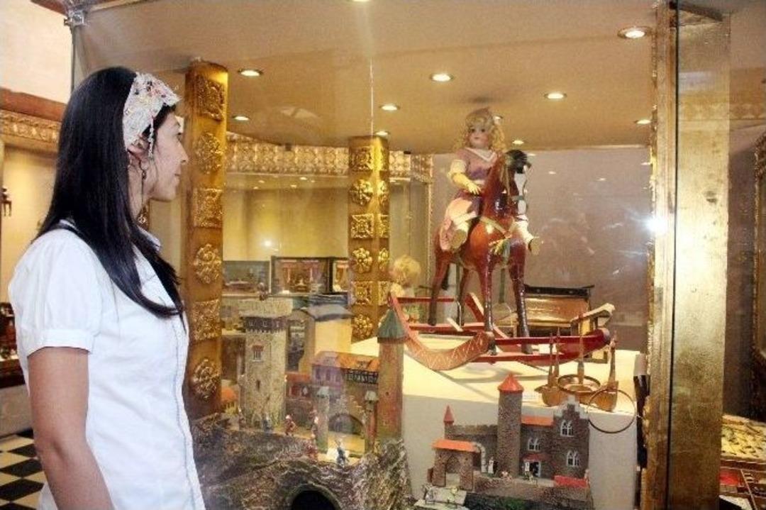 (&ouml;zel Haber) Oyuncakların Hikayesi Y&uuml;rekleri Burktu