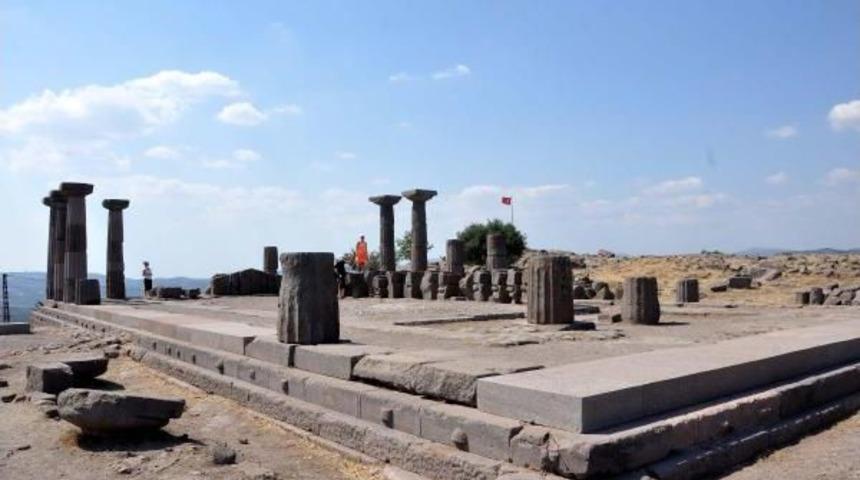 &Ccedil;anakkale'deki &Ouml;ren Yerleri Turizmin G&ouml;zbebeği Oldu
