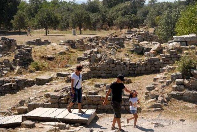 Çanakkale'deki Ören Yerleri Turizmin Gözbebeği Oldu