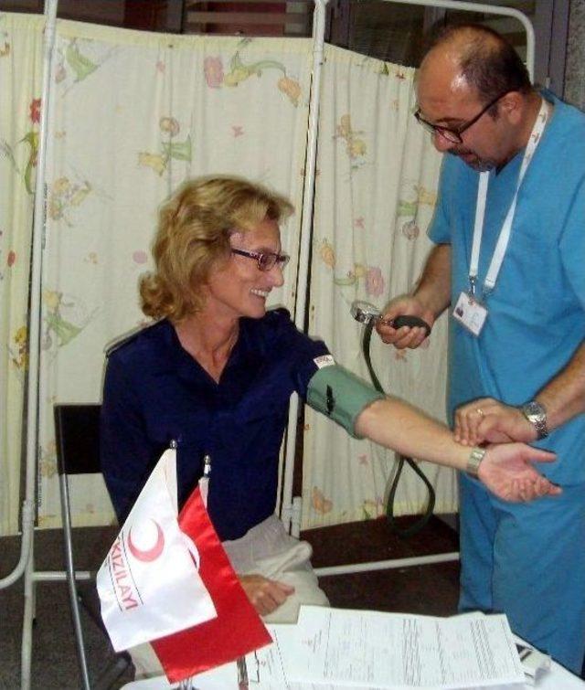 Sağlıkçılardan Kan Bağışına Anlamlı Destek