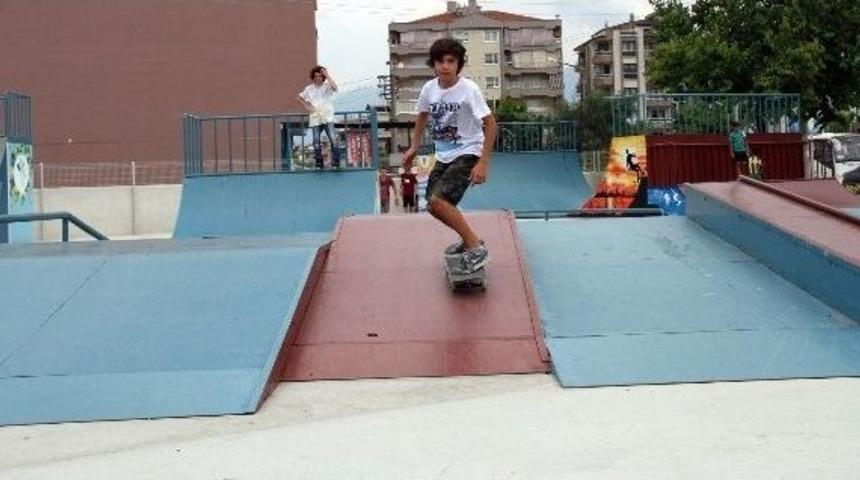 Skate Park Gen&ccedil;lerin G&ouml;zdesi Oldu