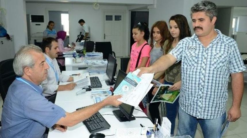 Pamukkale&rsquo;de Eğitim Yardımı Başvuruları Devam Ediyor