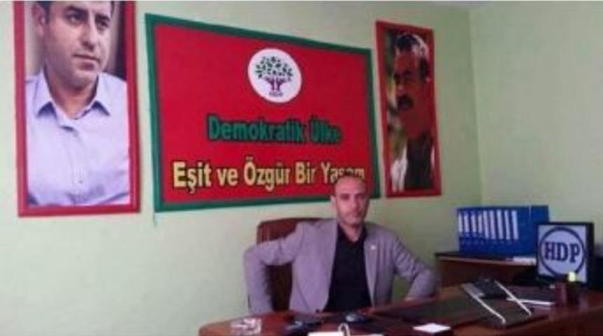 Pkk'ya Eleman G&ouml;t&uuml;r&uuml;rken Yakalanan Hdp'li Başkan Tutuklandı