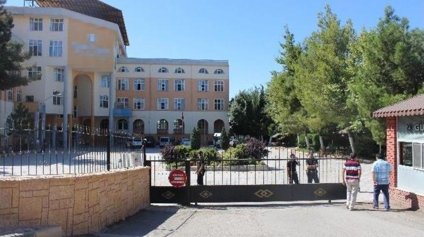 Kilis&rsquo;te Okul Ve Dershaneye &rsquo;paralel Yapı&rsquo; İncelemesi