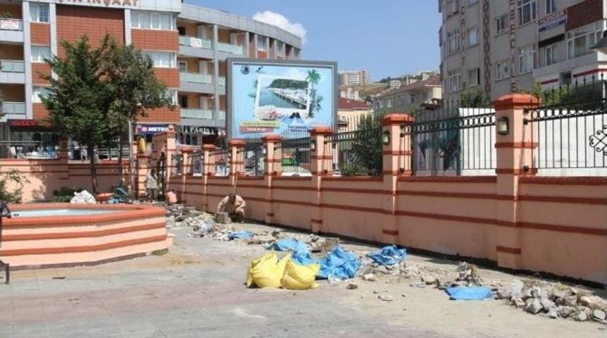 H&uuml;rriyet Mahallesi Yaşam Kalitesini Y&uuml;kseltme Merkezi Yenileniyor