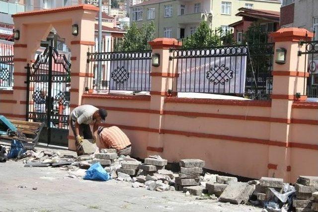 H&uuml;rriyet Mahallesi Yaşam Kalitesini Y&uuml;kseltme Merkezi Yenileniyor 2