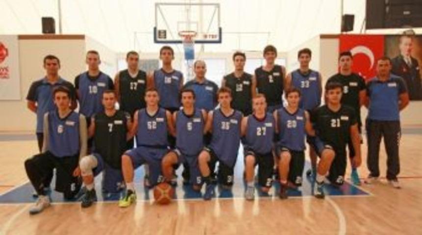 Zirve&rsquo;li Basket&ccedil;iler Yeni Sezonun Startını Verdi