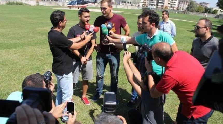 Bursaspor'un Golc&uuml;s&uuml; De Sutter Geldi