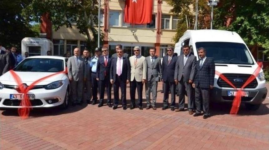 K&uuml;tahya Polisine 3 Yeni Ara&ccedil;