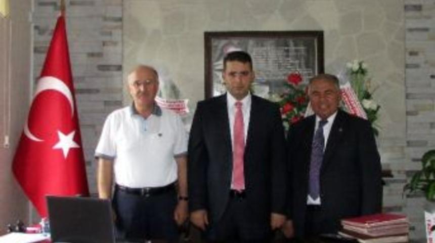 Pınarbaşı Kızılay Şubesi&rsquo;nden Kaymakam &Ccedil;elik&rsquo;e Ziyaret