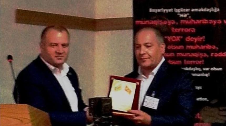 Diaspora Başkanı Ağayev&rsquo;e &Ouml;d&uuml;l&uuml; Verildi