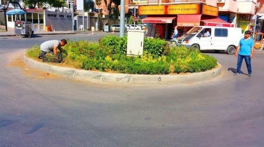 Alaşehir’de 30 Ağustos Öncesi Bakım Çalışması