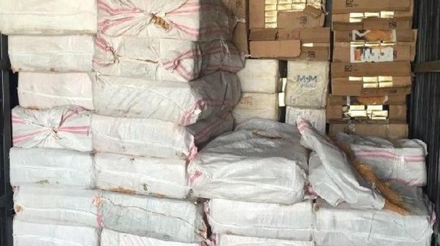 Adana'da 6 G&uuml;nde 2 Milyon 752 Bin Liralık Ka&ccedil;ak Malzeme Ele Ge&ccedil;ti