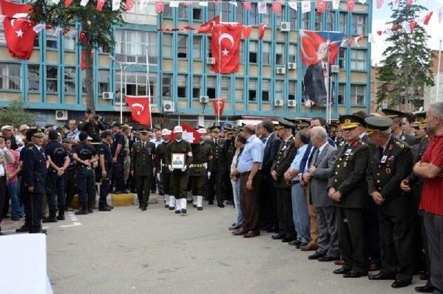 Tuğgeneral Özkürkçü: Şehitlerin Cenaze Töreni Talep Edilen Yerde Yapılmaktadır