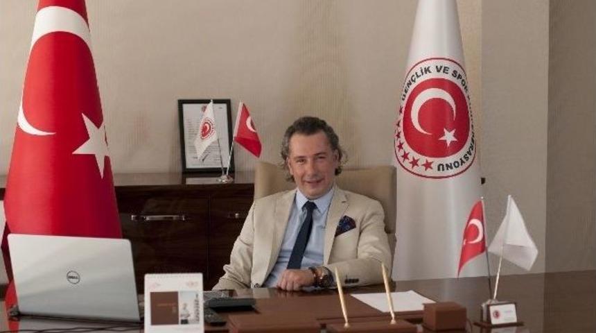 Pursaklar Belediye Başkanına Onur &Ouml;d&uuml;l&uuml;