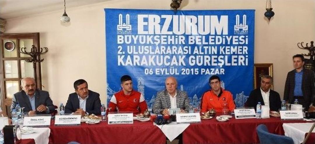 D&uuml;nya Ve Avrupa Şampiyonları, Altın Kemer İ&ccedil;in G&uuml;reşecek