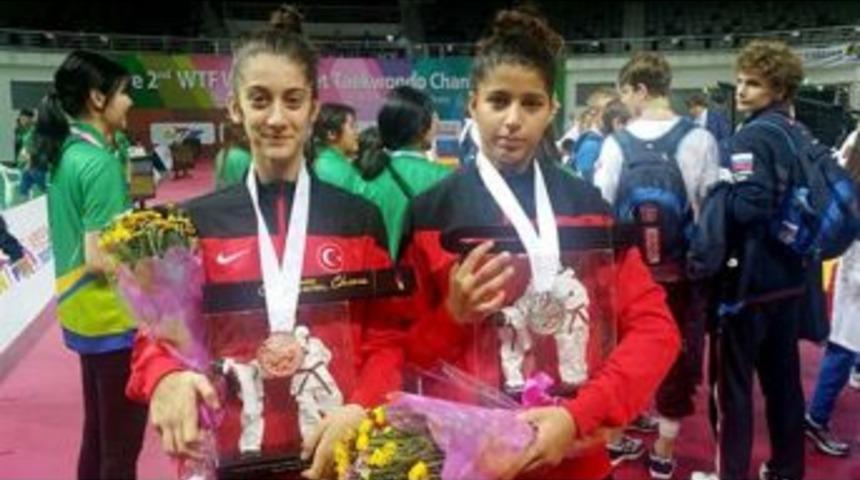 Mersinli Milli Sporcu Huri Korkut, Taekvandoda D&uuml;nya İkincisi Oldu
