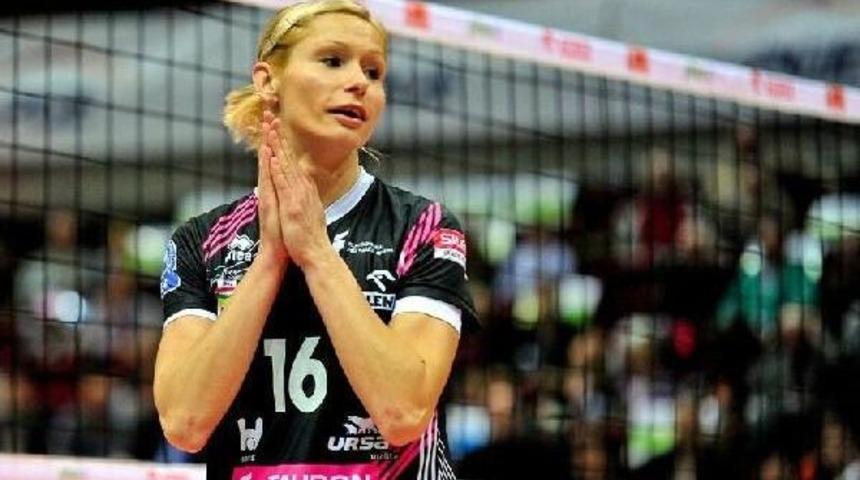 Salihli Belediyespor Skowronska'yı Kadrosuna Kattı